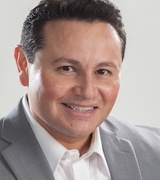 Robert Hernandez Photo 17