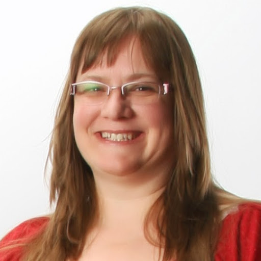 Cynthia Herrmann Photo 21