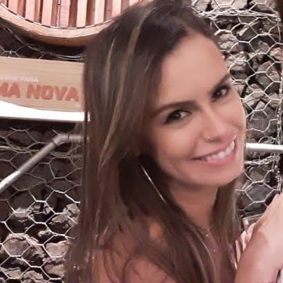 Daniela Reis Photo 17