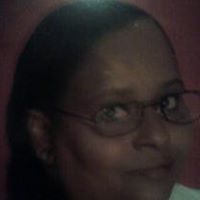 Linda Nicholas Photo 21