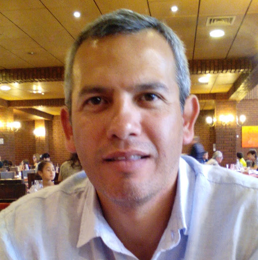 Alejandro Silva Photo 46