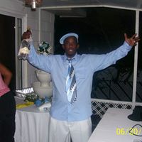 Broderick Robinson Photo 20