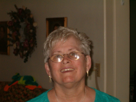 Brenda Perry Photo 30