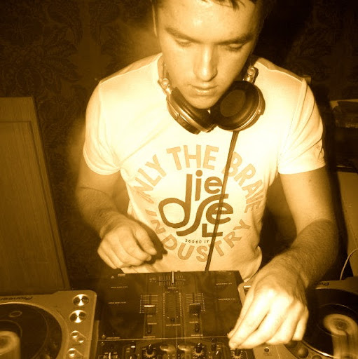 James Cottle Photo 8