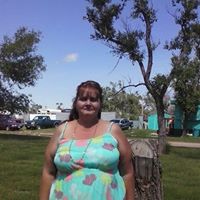 Tina Edwards Photo 28