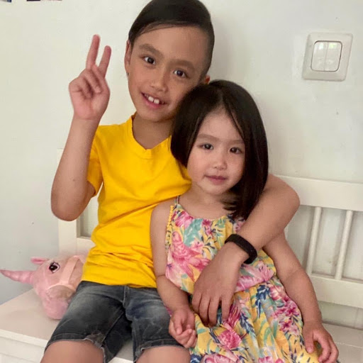Vicky Vu Photo 18