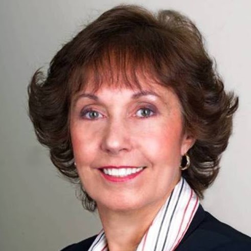 Linda Robertson Photo 33