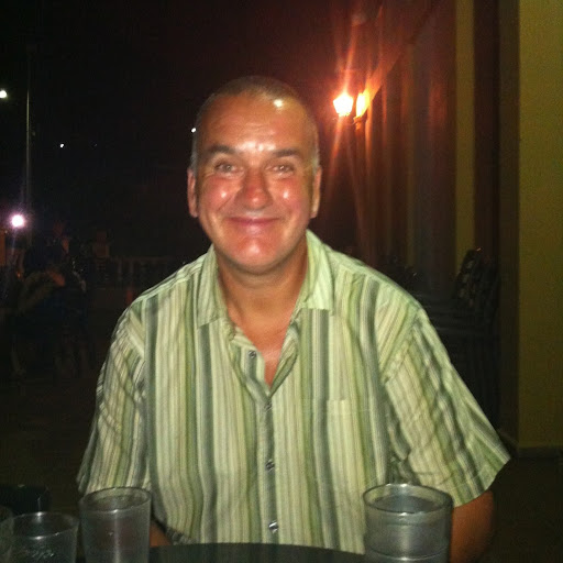 Richard Tilley Photo 41