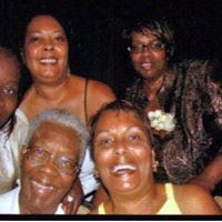 Cynthia Bradley Photo 24