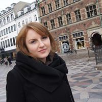 Anna Schmid Photo 28