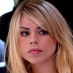 Rose Tyler Photo 18