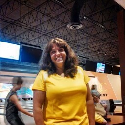 Diane Flores Photo 24
