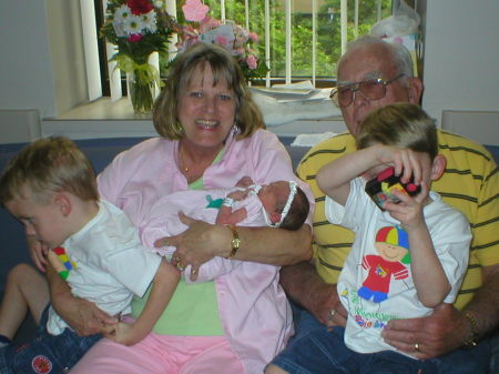 Debbie Maddox Photo 22