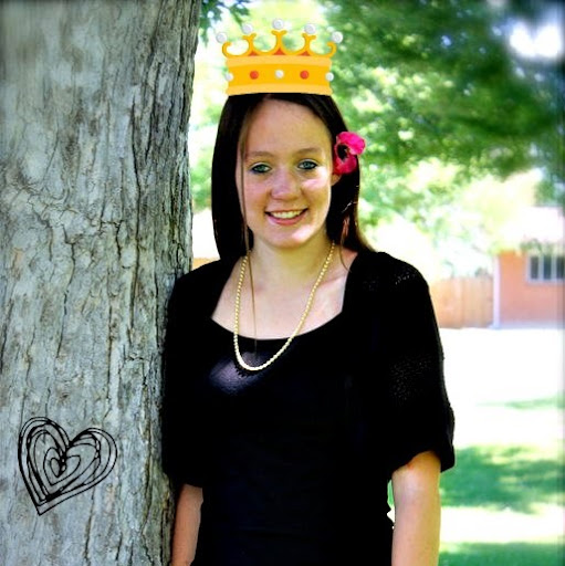 Sarah Hyre Photo 3