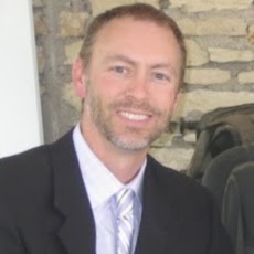 Eric Larsen Photo 27