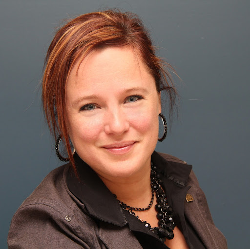 Julie Fortier Photo 10
