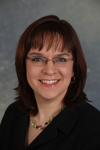 Lori Jones Photo 37
