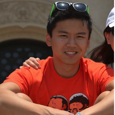 Alan Yang Photo 13
