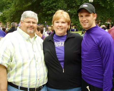 Toni Brown Photo 4