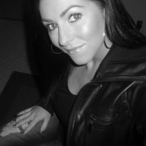 Terri Alexander Photo 33