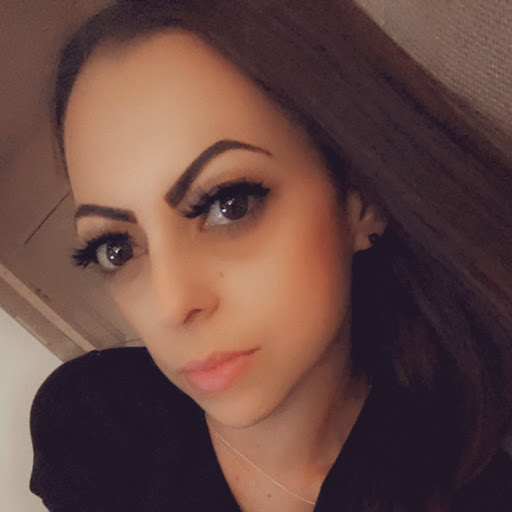 Victoria Martinez Photo 6