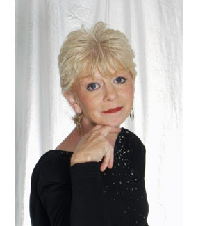 Debbie Hampton Photo 3