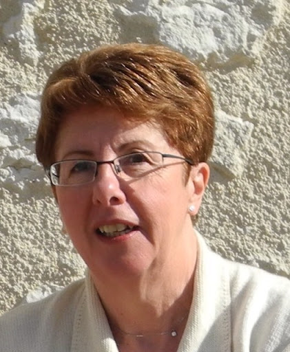 Joyce Thompson Photo 40