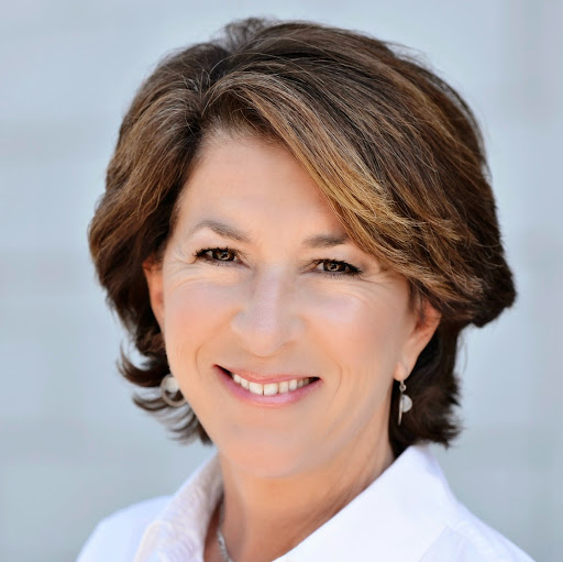 Cynthia Barlow Photo 20