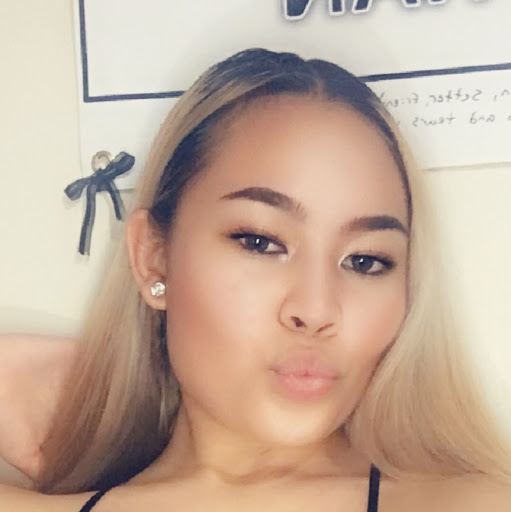 Anna Phan Photo 23