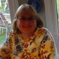 Cynthia Livingston Photo 17