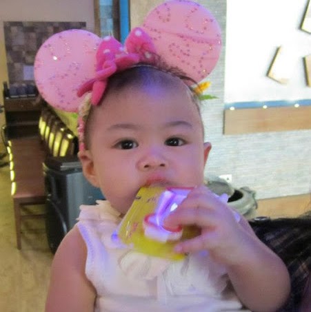 Catherine Daza Photo 12