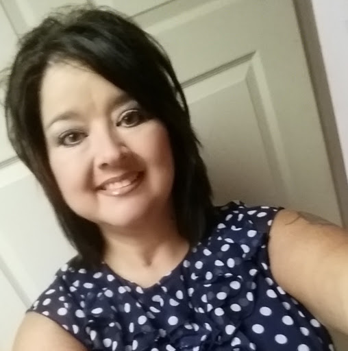 Tracie Gonzales Photo 12