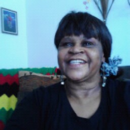 Brenda Merritt Photo 35