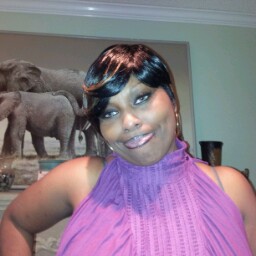 Nadine Walker Photo 9
