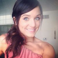 Julia Crowe Photo 6