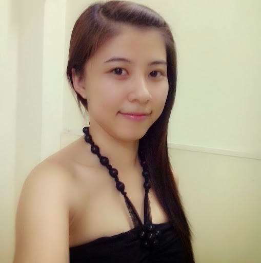 Trang Truong Photo 32