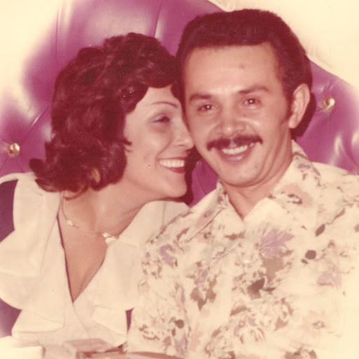 Elizabeth Colon Photo 38