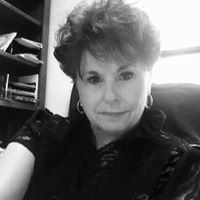 Janet Tuttle Photo 33