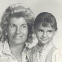 Lois Thomas Photo 21