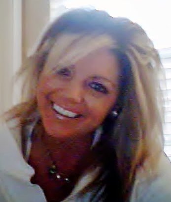 Kelley Howell Photo 4