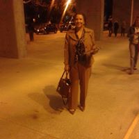 Gloria Summers Photo 9