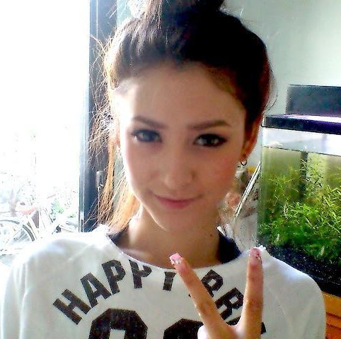 Geraldine Lee Photo 34