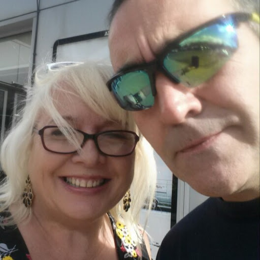 Alison Poole Photo 5