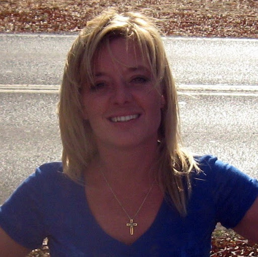 Angela Ritchie Photo 29