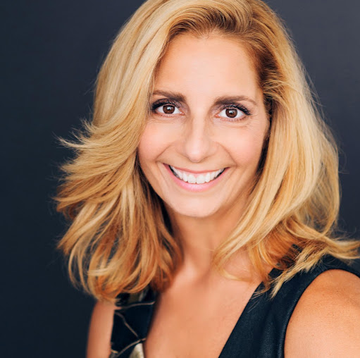 Pamela Horton Photo 33