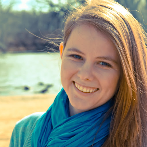 Jennifer Leonard Photo 36