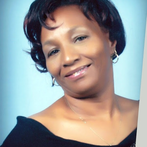 Anita Haynes Photo 12