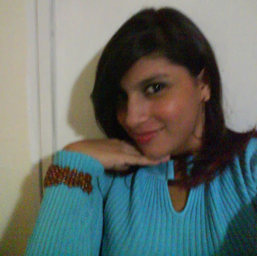 Mary Suarez Photo 37