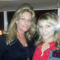 Kimberly Hebert Photo 13