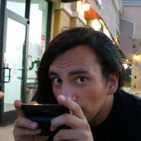 Eric Cruz Photo 41